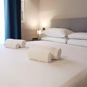 Apartment Lux Colosseo, Rome