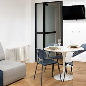 Apartment Residenza Lungotevere Dei Mellini, Rome